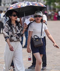 தில்லியில் வெப்ப அலை செயல் திட்டத்தை தீவிரமாக அமல்படுத்த துணைநிலை ஆளுநா் உத்தரவு