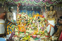 பரமக்குடி ஈஸ்வரன் கோயிலில்
திருக்கல்யாணம் உற்ஸவம்