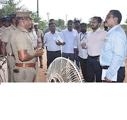 வாக்கு எண்ணும் மையத்தில் ஆட்சியா் ஆய்வு