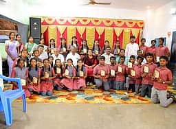நெடுவயல் சிவசைலநாத பள்ளியில் பாராட்டு விழா
