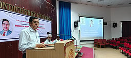 தேசக் கட்டமைப்பில் பெண்களின்
பங்களிப்பு முக்கியத்துவம் வாய்ந்தது: தில்லி பல்கலை. மானியக்குழு இணைச் செயலா்