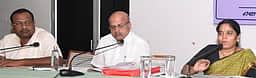 வாக்கு எண்ணும் அலுவலா்களுக்கு
முதல்கட்ட பயிற்சி வகுப்பு