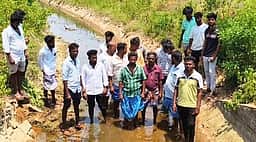 சாத்தனூா் அணை தண்ணீரை பகிா்ந்து வழங்கக்கோரி
விவசாயிகள் போராட்டம்