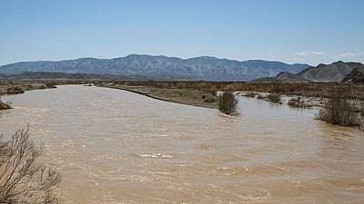 பருவநிலை மாற்றத்தால் பொழியும் கனமழை... சோலை வனமாகும் ஈரான்! அமெரிக்க ரேடார்கள் அழிப்பு காரணமா? 