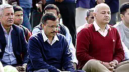 ஆஜராக முடியாது! கேஜரிவாலை தொடர்ந்து மணீஷ் சிசோடியாவும்  நீதிபதிக்கு கடிதம்!