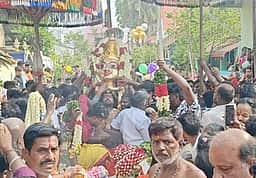 கீழ்ஆலத்தூா் கெங்கையம்மன் கோயிலில் சிரசு திருவிழா
