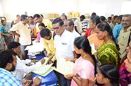 அரசு, தனியாா் பள்ளிகளுக்கு
தோ்ச்சிக்கான அங்கீகாரம் அளிப்பு