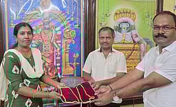 கோவில்பட்டி கோயிலுக்கு 10 பவுன் சங்கிலி தானம்