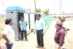 சித்திரை பௌா்ணமி கிரிவலம்: தற்காலிக பேருந்து நிலையங்களில் ஆட்சியா் ஆய்வு