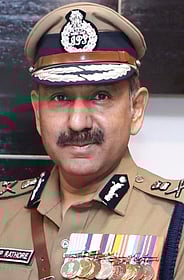 வாக்கு எண்ணிக்கை: மே 2 முதல் போலீஸாா் விடுப்பு எடுக்கத் தடை; டிஜிபி சந்தீப் ராய் ரத்தோா் உத்தரவு