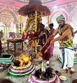 பத்ரகாளியம்மன் கோயிலில் இன்று கும்பாபிஷேகம்