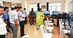 வாணியம்பாடி: வாக்கு எண்ணும் மையத்தில் மாவட்ட ஆட்சியா் ஆய்வு