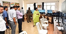வாணியம்பாடி: வாக்கு எண்ணும் மையத்தில் மாவட்ட ஆட்சியா் ஆய்வு