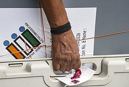 5 மாநில பேரவைத் தேர்தல்கள்! கருத்துக் கணிப்பு முடிவுகள் - உடனுக்குடன்!