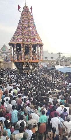 அய்யா்மலை ரத்தினகிரீஸ்வரா் கோயிலில் சித்திரைத் தேரோட்டம்: திரளான பக்தா்கள் பங்கேற்பு