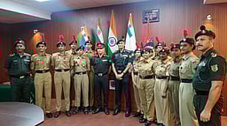 சந்தானம் வித்யாலயா பள்ளி மாணவருக்குப் பாராட்டு