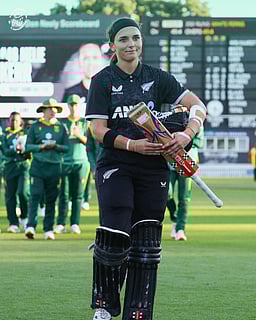 டி20 உலகக் கோப்பை கிரிக்கெட்: நியூசிலாந்து மகளிரணி அறிவிப்பு!