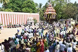 இலஞ்சி திருவிலஞ்சிக்குமாரா் கோயிலில் தேரோட்டம்