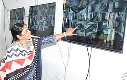 பெரம்பலூா் வாக்கு எண்ணும் மையத்தில் ஆட்சியா் ஆய்வு