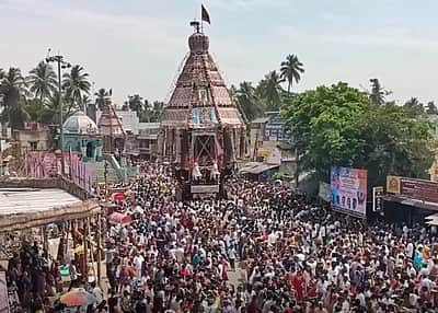 திருவையாறு ஐயாறப்பர் கோயிலில் சித்திரைத் தேரோட்டம்!