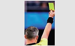 கால்பந்து களம்...