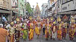 திருச்சி மலைக்கோட்டை தாயுமானசுவாமி கோயில் சித்திரை தேரோட்டம்!