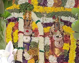 கோட்டை சங்கமேசுவரா் கோயில் தேரோட்டம்