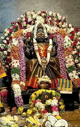 வள்ளூா் ஸ்ரீ அங்காளம்மன் கோயில் குடமுழுக்கு