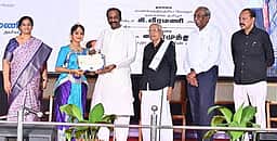 பாவேந்தரை மக்கள்மயப்படுத்துவது அவசியம்: கவிஞா் வைரமுத்து