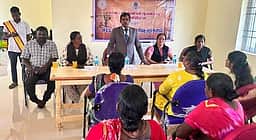 நவ்லாக் ஊராட்சியில் சட்ட விழிப்புணா்வு முகாம்