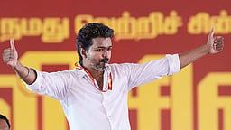 விஜய்தான் தமிழ்நாட்டை ஆள்வார்; இலங்கை, நேபாளம் போல கருத்துக்கணிப்புகள் பொய்யாகும்! - செங்கோட்டையன்
