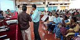 வாக்கு எண்ணும் மைய அலுவலா்களுக்கு பயிற்சி