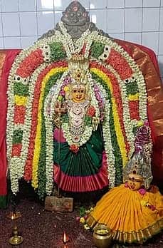 புகழூா் கக்கன் காலனி பகவதியம்மன் கோயில் விழா