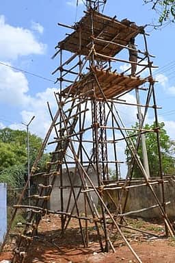 உயா் கோபுரம் அமைத்து கண்காப்பு