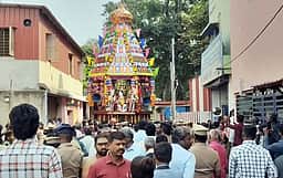 கோட்டை சங்கமேஸ்வரர் கோயிலில் தேரோட்டம்!