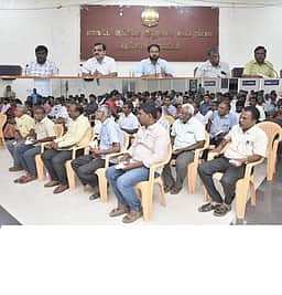 வாக்குகளை எண்ணும் பணியாளா்களுக்குப் பயிற்சி
