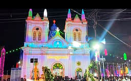 விரியூா் அடைக்கல அன்னை ஆலய தோ் பவனி