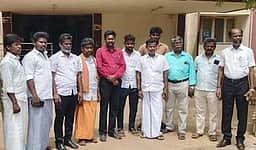 மின்னல் பாயந்ததில் மூவா் காயம்: நிவாரணம் வழங்கக் கோரிக்கை