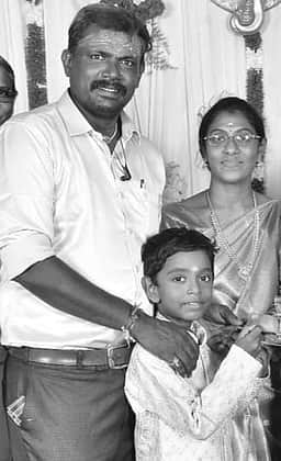 சென்னை: பைக் மீது லாரி மோதல் - ஒரே குடும்பத்தைச் சோ்ந்த மூவா் உயிரிழப்பு
