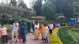 கொடைக்கானலுக்கு 
சுற்றுலாப் பயணிகள் வருகை அதிகரிப்பு