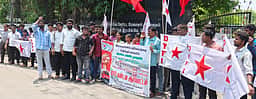 ரயில்வே துறையில் ஆள்குறைப்பு நடவடிக்கையை கண்டித்து முற்றுகைப் போராட்டம்