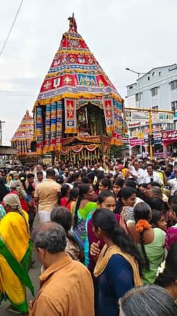 ராசிபுரம் ஸ்ரீ பொன்வரதராஜ பெருமாள் கோயில் சித்திரைத் தேரோட்டம்