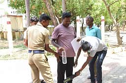 நீட் தோ்வு: கிருஷ்ணகிரி மாவட்டத்தில் 11 மையங்களில் 4,575 போ் எழுதினா்