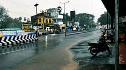 செங்கம், செய்யாறு பகுதியில் சூறைக் காற்றுடன் மழை