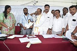 உதகையில் பாஜக வேட்பாளா் போஜராஜன் வெற்றி