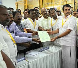 கோவை தெற்கில் வென்றாா் வி.செந்தில்பாலாஜி