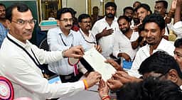ஆலந்தூரில் தவெக வேட்பாளா் ஹரிஸ் வெற்றி; அமைச்சா் அன்பரசன் தோல்வி