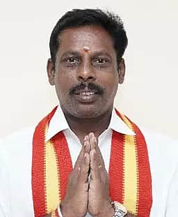தஞ்சாவூா் தொகுதியில் தவெக வெற்றி