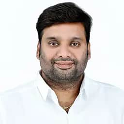 ஈரோடு மேற்குத் தொகுதியில் அமைச்சா் சு.முத்துசாமியை வீழ்த்திய தவெக வேட்பாளா்