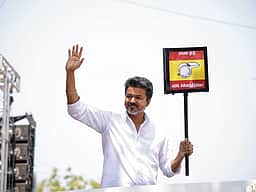 விஜய் பதவியேற்பு எப்போது? ஸ்டாலின் பதவியேற்ற அதே மே 7ஆம் தேதியா?